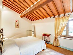 Holiday Home in Radicofani - Siena With Terrace