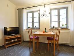 Lavish Apartment in Klutz With Beach Nearby