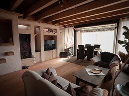 Tranquil Holiday Home in Blossersberg With Terrace