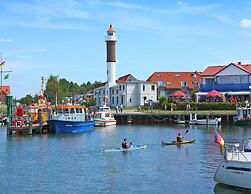 Quaint Bungalow Near Insel Poel With Garden