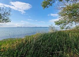 Quaint Bungalow Near Insel Poel With Garden