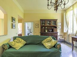 Holiday Home in Montopoli Valdarno With Pool