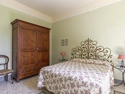 Holiday Home in Montopoli Valdarno With Pool