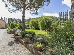 Holiday Home in Montopoli Valdarno With Pool