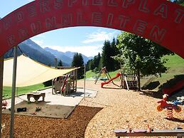 Appealing Apartment in Kleinarl With Ski-storage