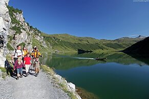 Appealing Apartment in Kleinarl With Ski-storage