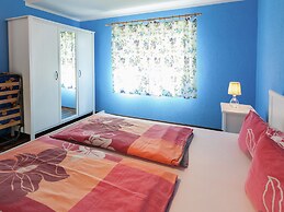 Modern Holiday Home With Shared Swimming Pool in Mittelndorf