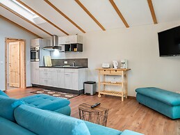 Modern Holiday Home With Shared Swimming Pool in Mittelndorf