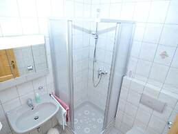 Spacious Apartment With Sauna in Schonsee