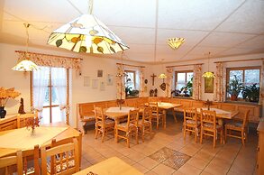 Spacious Apartment With Sauna in Schonsee