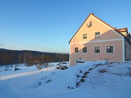 Spacious Apartment With Sauna in Schonsee