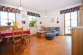 Spacious Apartment With Sauna in Schonsee