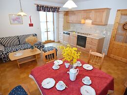 Spacious Apartment With Sauna in Schonsee