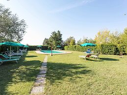 Nice Apartment in Tuoro sul Trasimeno With Pool