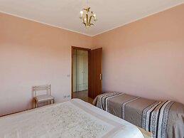 Nice Apartment in Tuoro sul Trasimeno With Pool