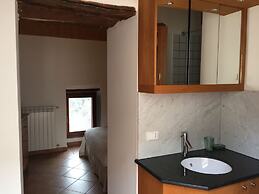 Gorgeous Mansion in Ripabottoni With Swimming Pool