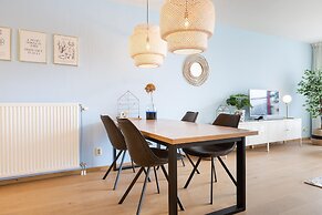 Modern Apartment Close to the Beach and the sea