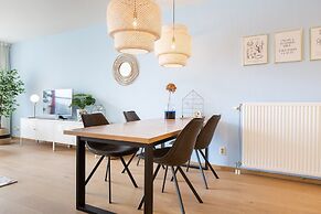 Modern Apartment Close to the Beach and the sea