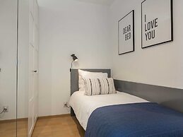 Modern Apartment Close to the Beach and the sea