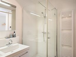 Modern Apartment Close to the Beach and the sea