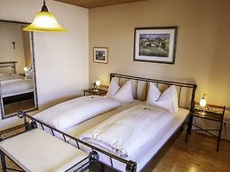 Cozy Apartment in Ruhmannsfelden With Swimming Pool