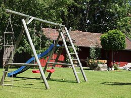 Cozy Apartment in Ruhmannsfelden With Swimming Pool