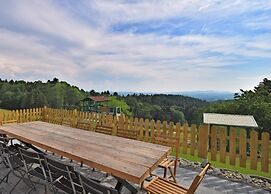 Holiday Home With Panoramic View and Every Convenience - spa