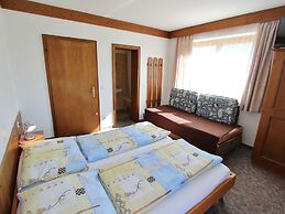 Contemporary Apartment in Maishofen Near Ski Area