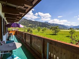 Contemporary Apartment in Maishofen Near Ski Area