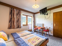 Contemporary Apartment in Maishofen Near Ski Area