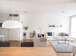 Two Room Apartment Overlooking the Harbor