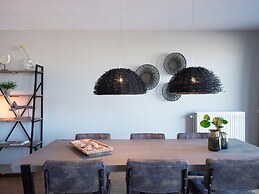 Two Room Apartment Overlooking the Harbor