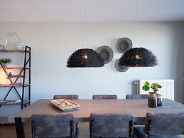 Two Room Apartment Overlooking the Harbor