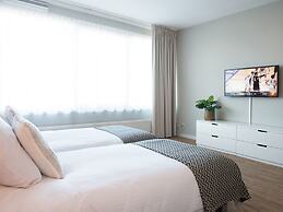 Two Room Apartment Overlooking the Harbor