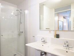 Two Room Apartment Overlooking the Harbor