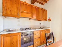 Countryside Holiday Home in Gambassi Terme With Garden