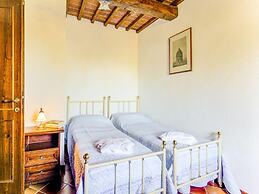 Countryside Holiday Home in Gambassi Terme With Garden