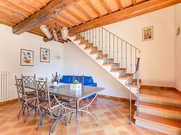 Countryside Holiday Home in Gambassi Terme With Garden