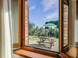 Countryside Holiday Home in Gambassi Terme With Garden