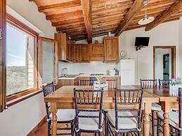 Countryside Holiday Home in Gambassi Terme With Garden