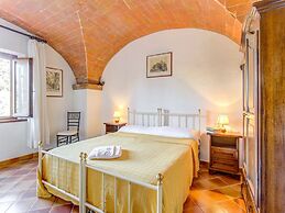 Countryside Holiday Home in Gambassi Terme With Garden