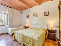 Countryside Holiday Home in Gambassi Terme With Garden