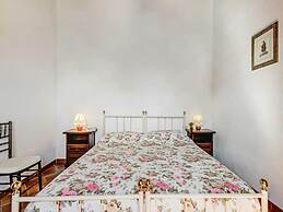 Countryside Holiday Home in Gambassi Terme With Garden