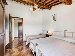 Countryside Holiday Home in Gambassi Terme With Garden