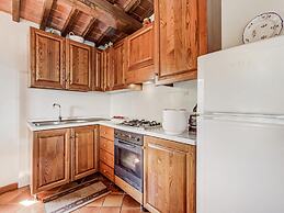 Countryside Holiday Home in Gambassi Terme With Garden