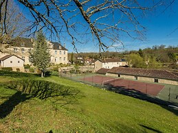 Farmhouse With Private Pool, Large Garden and Playground