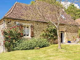 Farmhouse With Private Pool, Large Garden and Playground