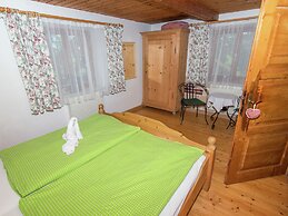 Alluring Holiday Home in Ubersee With Whirlpool