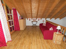 Alluring Holiday Home in Ubersee With Whirlpool