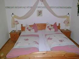 Alluring Holiday Home in Ubersee With Whirlpool